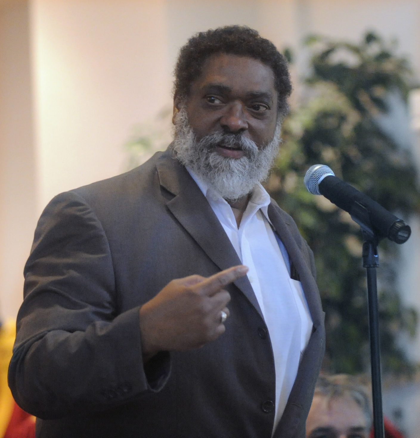 CARLTON EVERSLEY